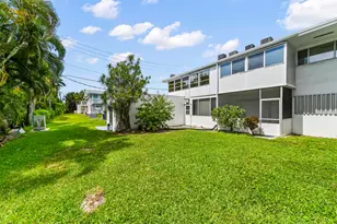 1950 Lake Osborne Dr, Lake Worth Beach, FL 33461 - Photo 13