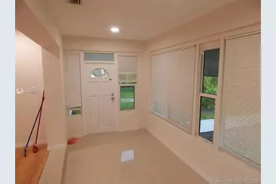 1111 N 25th Avenue, Hollywood, FL 33020 - Photo 3
