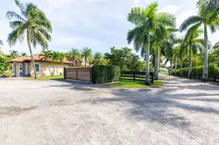 14943 Paddock Dr, Wellington, FL 33414 - Photo 35