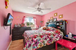 405 E Royal Cove Cir, Davie, FL 33325 - Photo 25