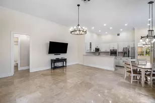 21725 Marigot Dr, Boca Raton, FL 33428 - Photo 9
