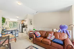 8039 Lake Dr, Doral, FL 33166 - Photo 31