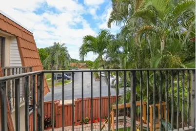 2903 SW 11th Place N, Deerfield Beach, FL 33442 - Photo 15