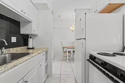 800 SW 10th Terrace #T-6, Hallandale Beach, FL 33009 - Photo 19