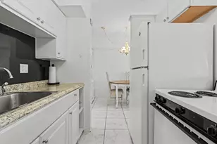 800 SW 10th Terrace, Hallandale Beach, FL 33009 - Photo 19