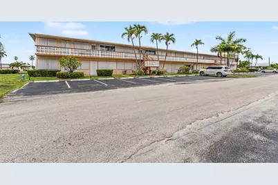 800 SW 10th Terrace #T-6, Hallandale Beach, FL 33009 - Photo 5