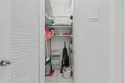 800 SW 10th Terrace #T-6, Hallandale Beach, FL 33009 - Photo 23