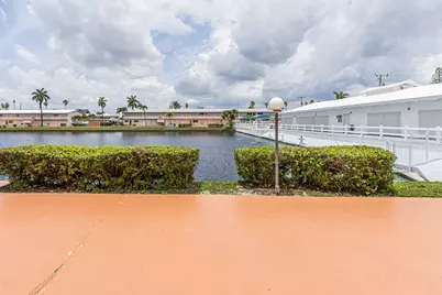 800 SW 10th Terrace #T-6, Hallandale Beach, FL 33009 - Photo 31