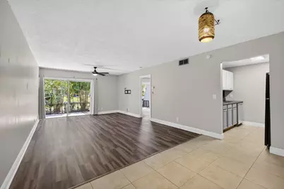 725 Hummingbird Way #109, North Palm Beach, FL 33408 - Photo 5