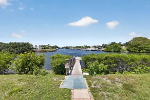 725 Hummingbird Way, North Palm Beach, FL 33408 - Photo 35