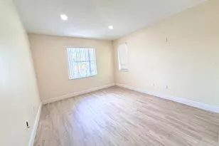 9630 NW 2nd St, Pembroke Pines, FL 33024 - Photo 19