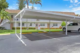 2950 SE Ocean Blvd, Stuart, FL 34996 - Photo 5