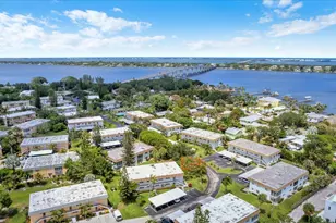 2950 SE Ocean Blvd, Stuart, FL 34996 - Photo 39