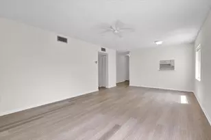 2950 SE Ocean Blvd, Stuart, FL 34996 - Photo 19