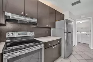 341 NW 36th Ave, Deerfield Beach, FL 33442 - Photo 17