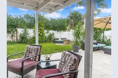 532 Foresteria Drive, West Palm Beach, FL 33403 - Photo 25