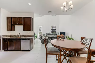 11675 SW 13th Court, Pembroke Pines, FL 33025 - Photo 17