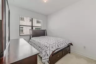 11675 SW 13th Ct, Pembroke Pines, FL 33025 - Photo 25