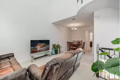 11675 SW 13th Court, Pembroke Pines, FL 33025 - Photo 9