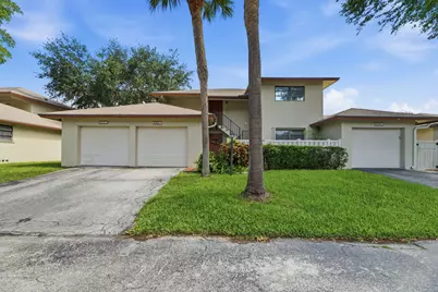 1769 NE 40th Place #506, Pompano Beach, FL 33064 - Photo 1