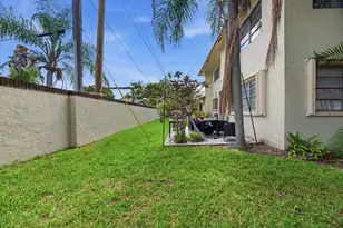 1769 NE 40th Pl, Pompano Beach, FL 33064 - Photo 21