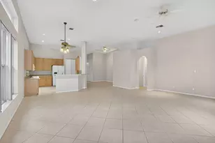 10060 Armani Dr, Boynton Beach, FL 33437 - Photo 13
