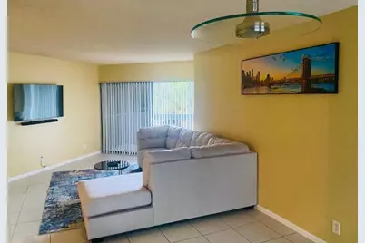2000 N Congress N #302, West Palm Beach, FL 33401 - Photo 5