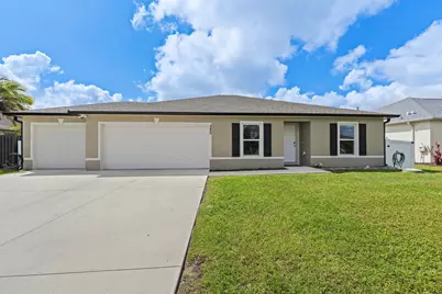 380 SW Donna Terrace, Port Saint Lucie, FL 34984 - Photo 1