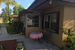 2002 SW Natura Blvd, Deerfield Beach, FL 33441 - Photo 5