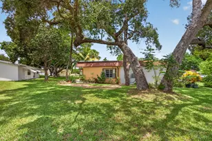 2002 SW Natura Blvd, Deerfield Beach, FL 33441 - Photo 3
