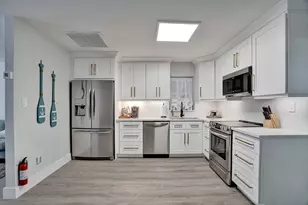 1969 NE 5th St, Deerfield Beach, FL 33441 - Photo 3