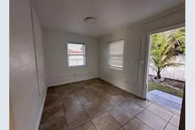 728 SW 6th Street #1, Dania Beach, FL 33004 - Photo 19