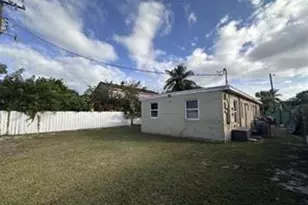 728 SW 6th St, Dania Beach, FL 33004 - Photo 1