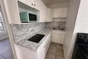 728 SW 6th St, Dania Beach, FL 33004 - Photo 15