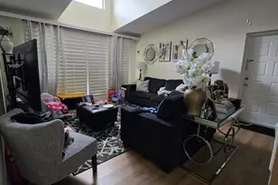 1009 Green Pine Blvd, West Palm Beach, FL 33409 - Photo 7