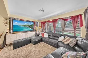 721 SW 38th Ave, Fort Lauderdale, FL 33312 - Photo 21