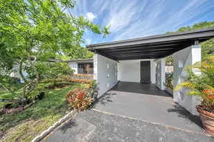 721 SW 38th Ave, Fort Lauderdale, FL 33312 - Photo 5