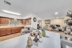721 SW 38th Ave, Fort Lauderdale, FL 33312 - Photo 19