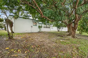 2540 NW 34th Terrace, Lauderdale Lakes, FL 33311 - Photo 33