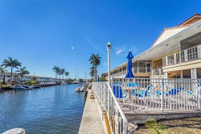 2864 NE 33rd Court, Fort Lauderdale, FL 33306 - Photo 3