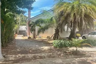 727 Penn St, West Palm Beach, FL 33401 - Photo 3