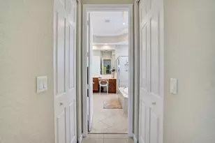 9625 Via Elegante, Wellington, FL 33411 - Photo 19