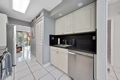 7451 NW 16th Street #108, Plantation, FL 33313 - Photo 5