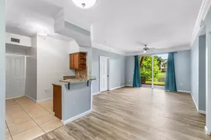 10106 W Myrtlewood Cir Circle W, Palm Beach Gardens, FL 33418 - Photo 3