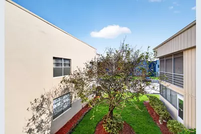 95 Burgundy B, Delray Beach, FL 33484 - Photo 35