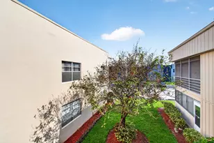 95 Burgundy B, Delray Beach, FL 33484 - Photo 35