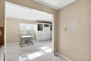 95 Burgundy B, Delray Beach, FL 33484 - Photo 17