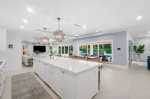 917 SW 36th Ct, Boynton Beach, FL 33435 - Photo 17