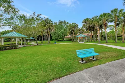 1418 W Wickham Circle #B, Delray Beach, FL 33445 - Photo 37