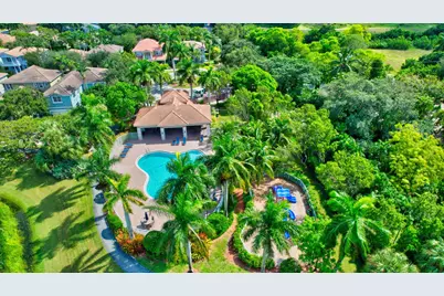1418 W Wickham Circle #B, Delray Beach, FL 33445 - Photo 33